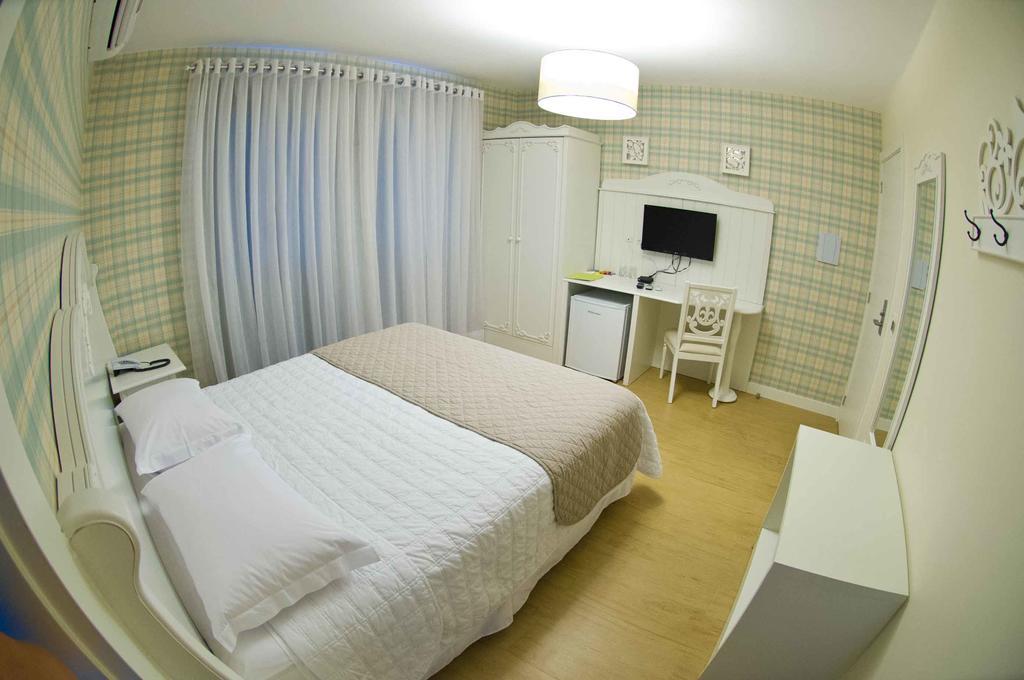 Hotel Oma Zita Forquilhinha Buitenkant foto