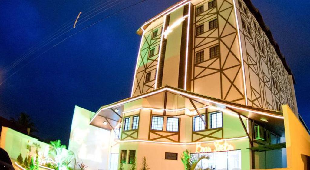 Hotel Oma Zita Forquilhinha Buitenkant foto