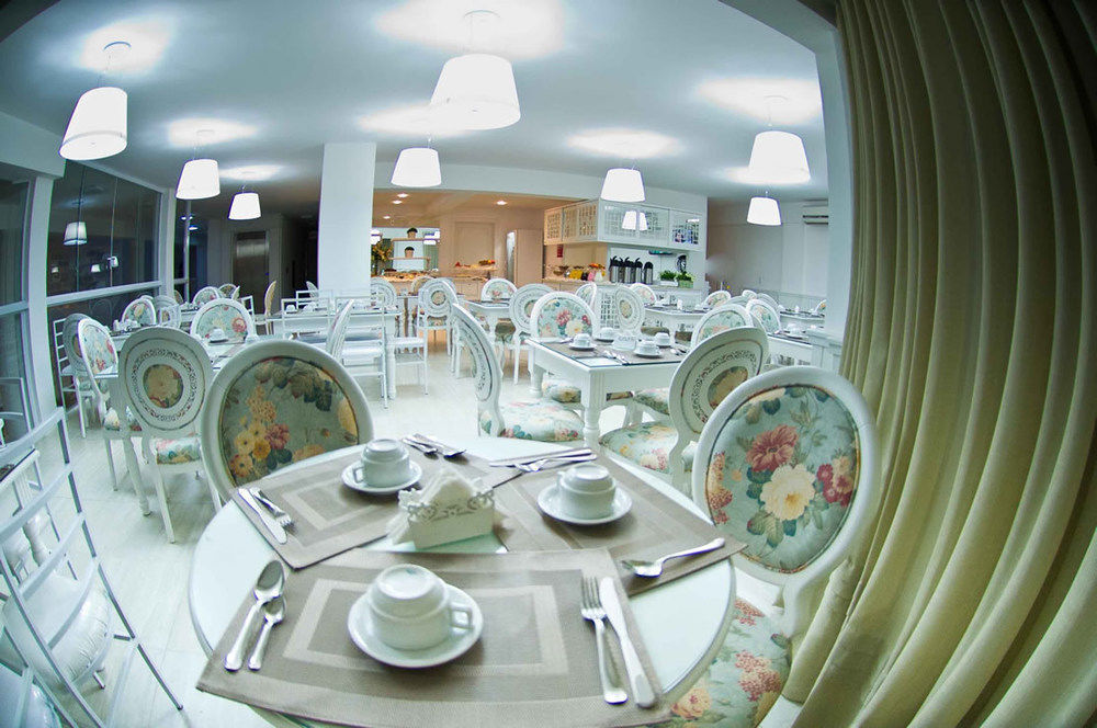 Hotel Oma Zita Forquilhinha Buitenkant foto